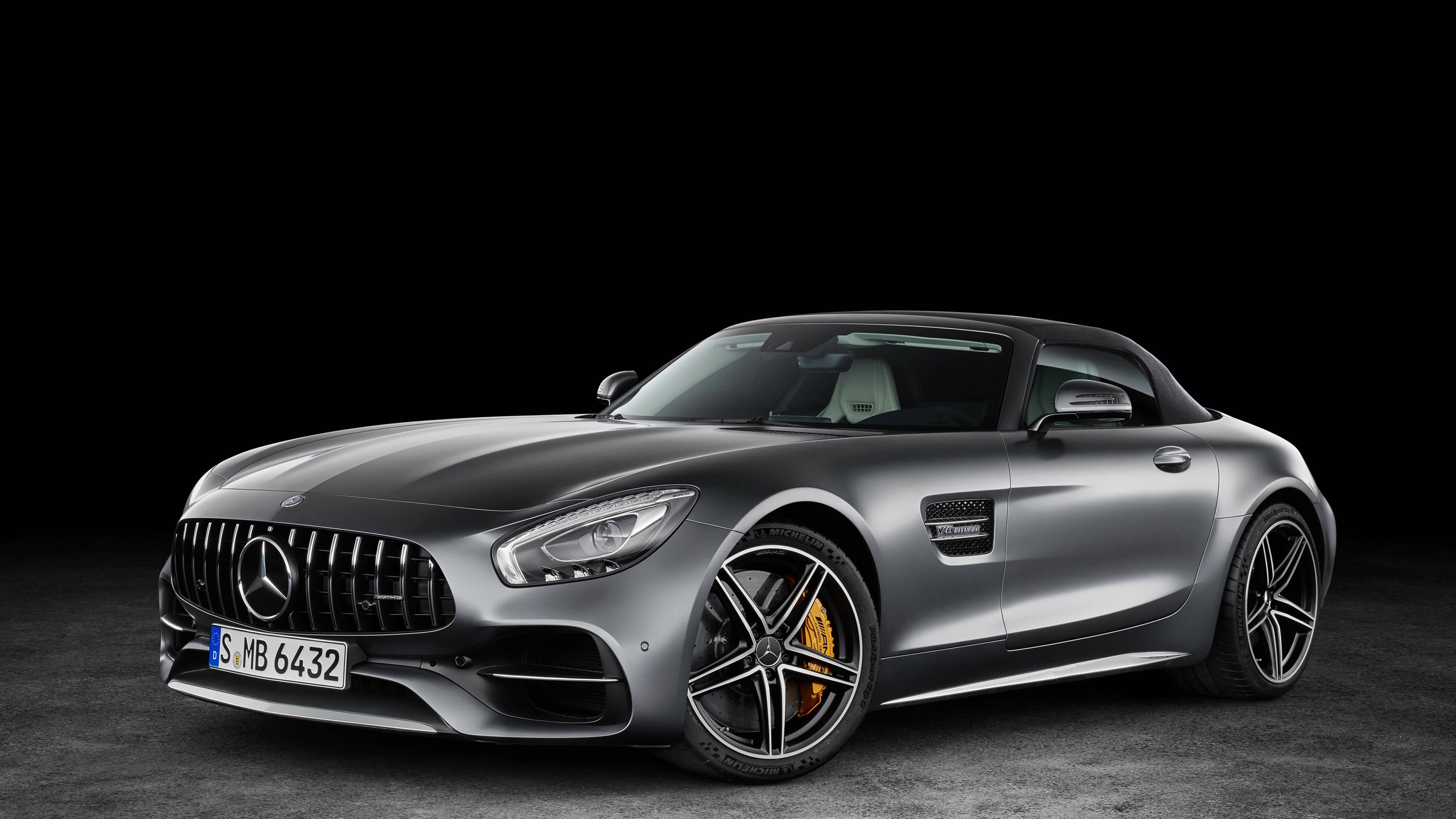מרצדס AMG כסוף אסתטי 4K טפט