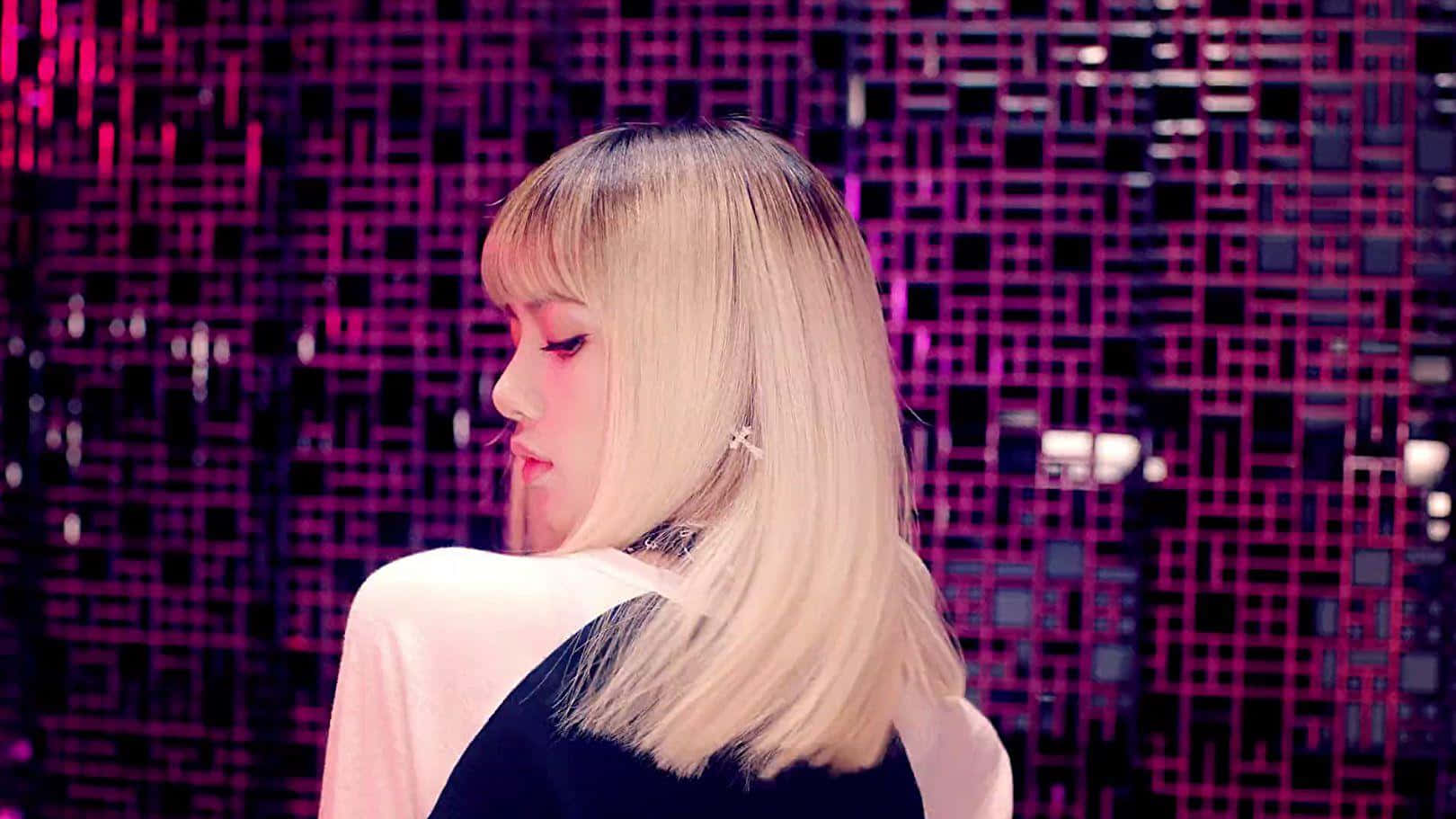 להקת הבנות הלוהטת BLACKPINK כובשת את עולם המוזיקה בסערה טפט