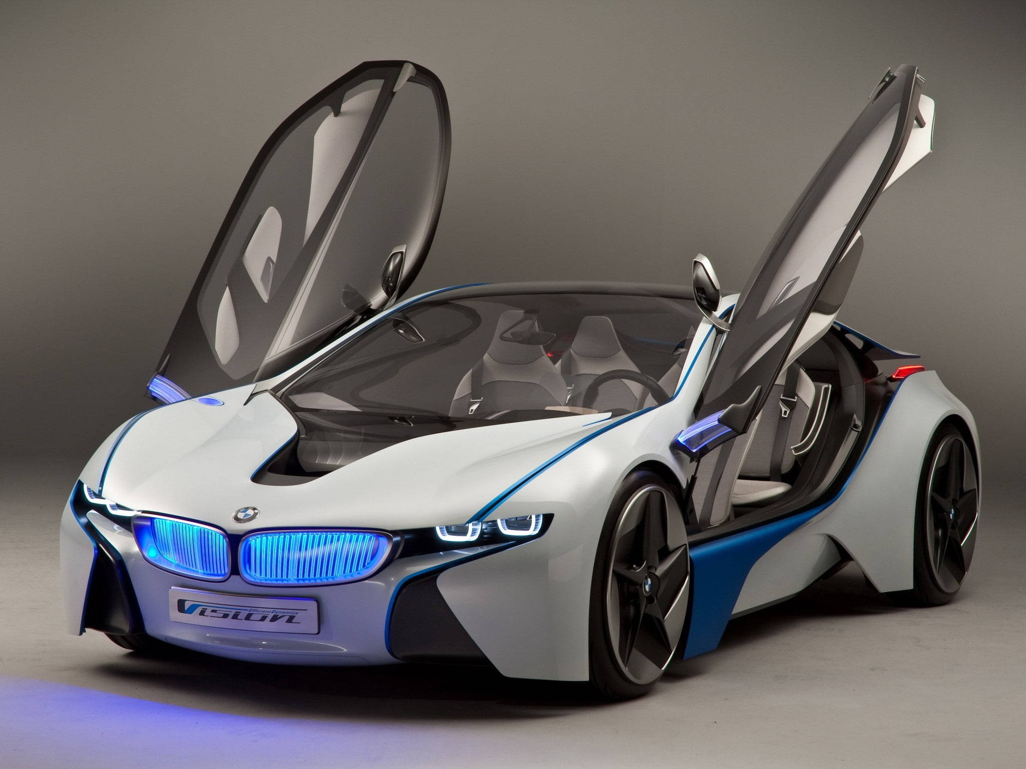מחשב נייד BMW i8 2020 טפט