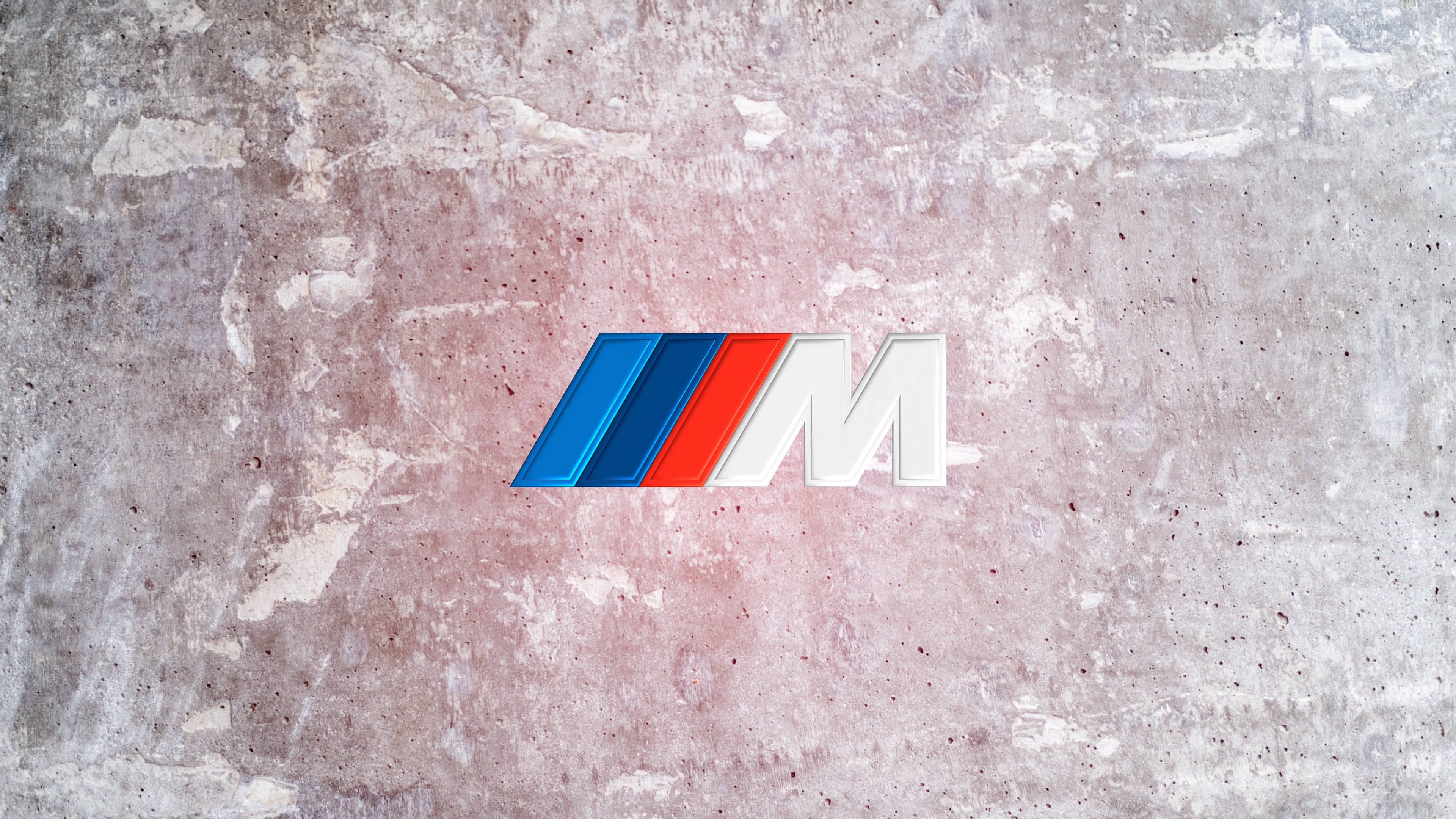 לוגו BMW M על מרקם בטון טפט