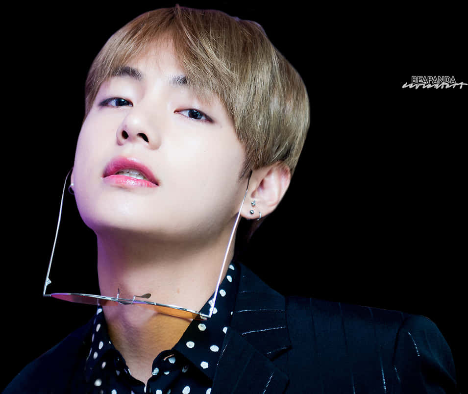 דיוקן זוהר של חבר BTS טפט