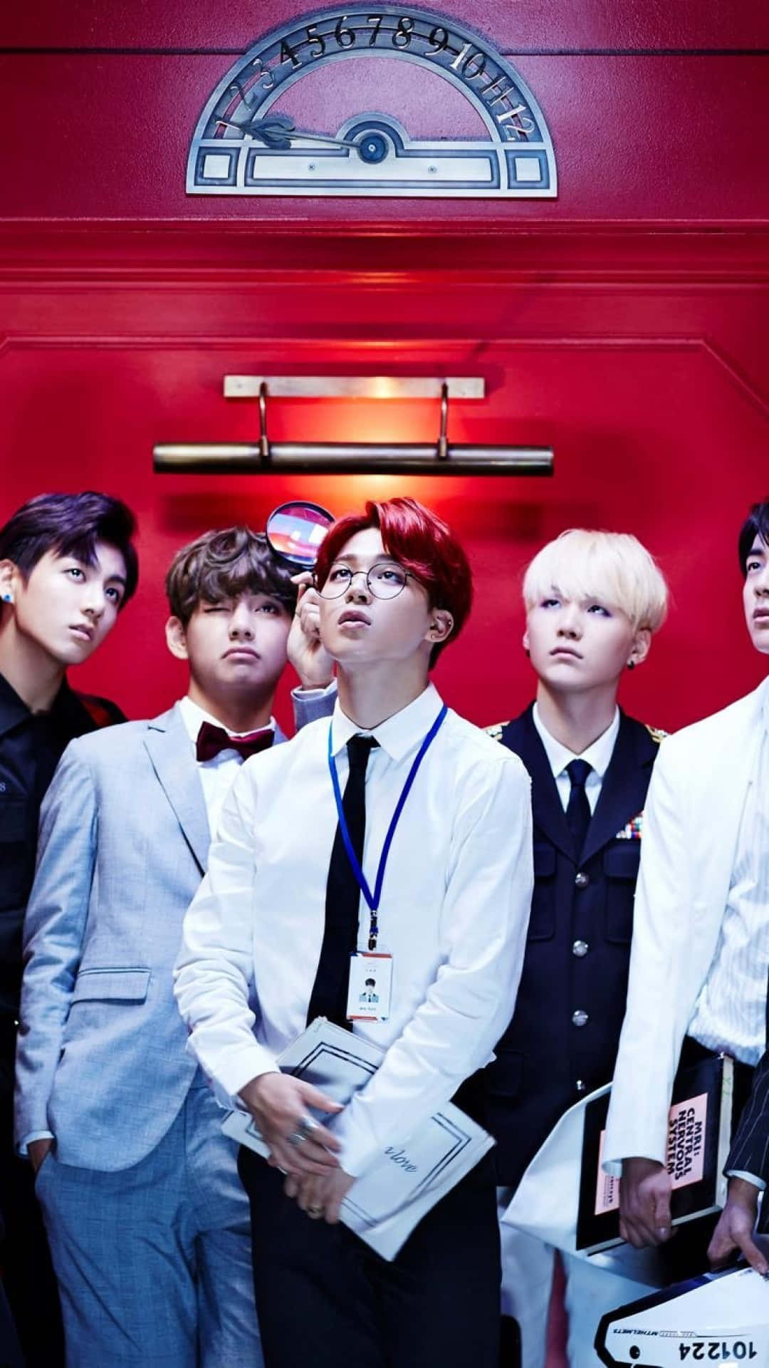 BTS במעלית אייפון טפט