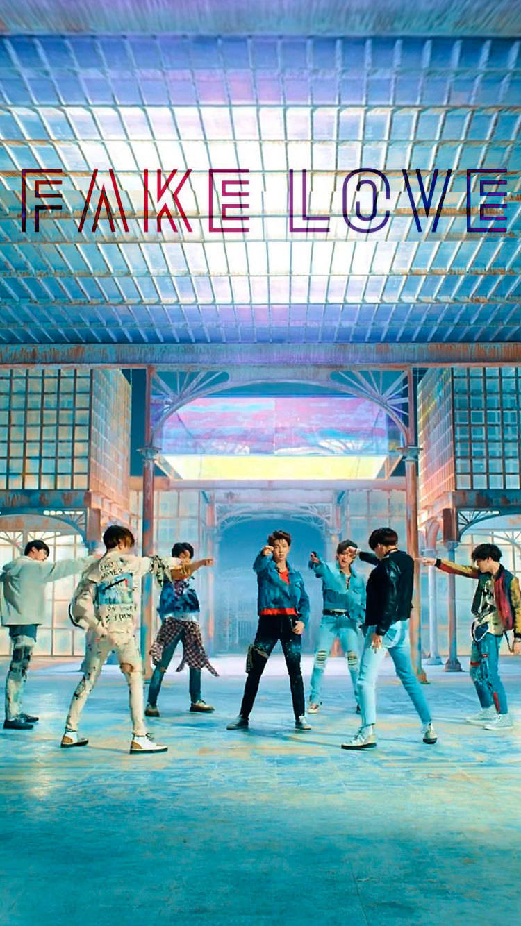 BTS פייק לאב להקה טפט