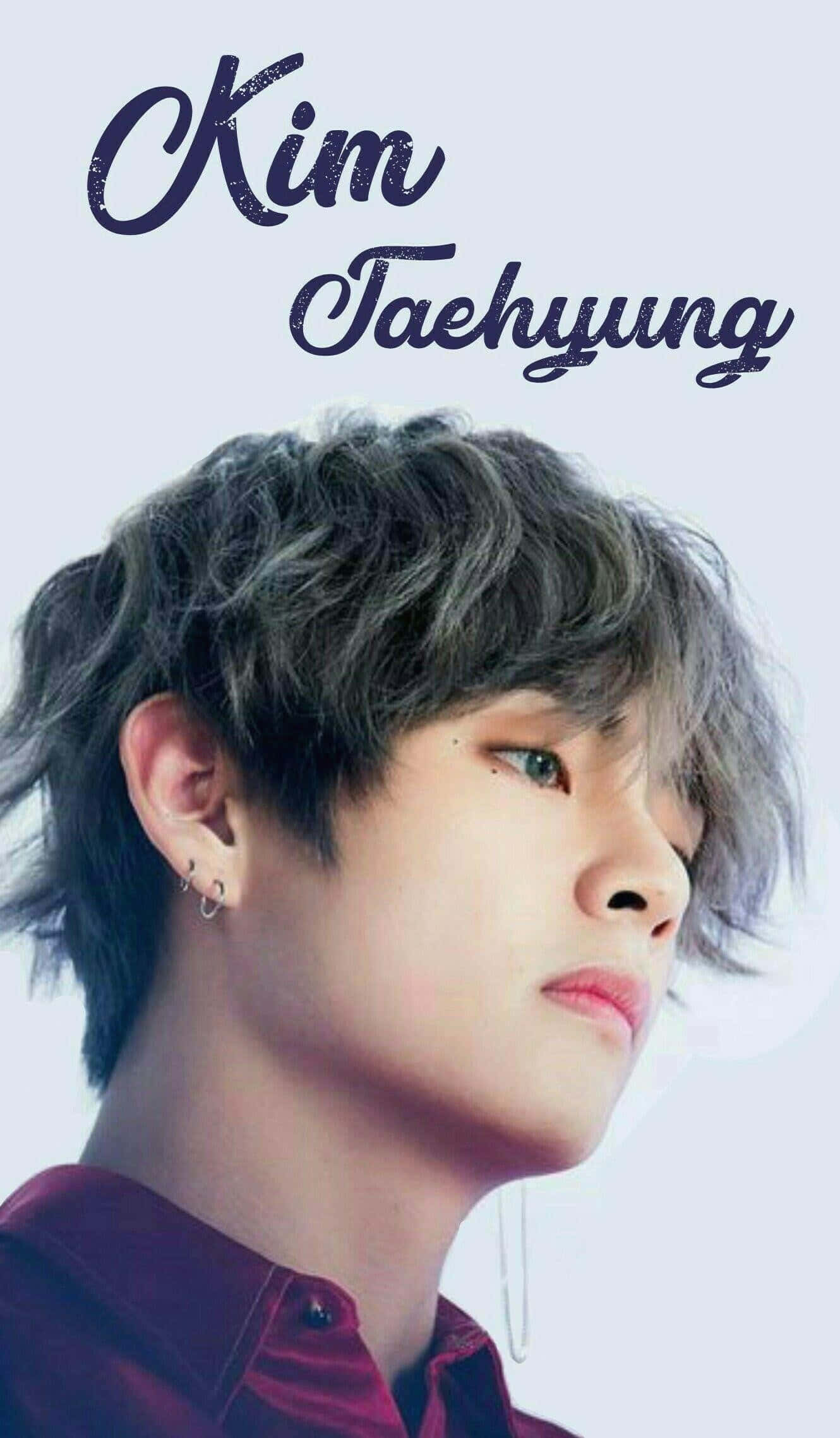 Bts V מקרין כוכבות צרופה בדיוקן מרשים זה טפט