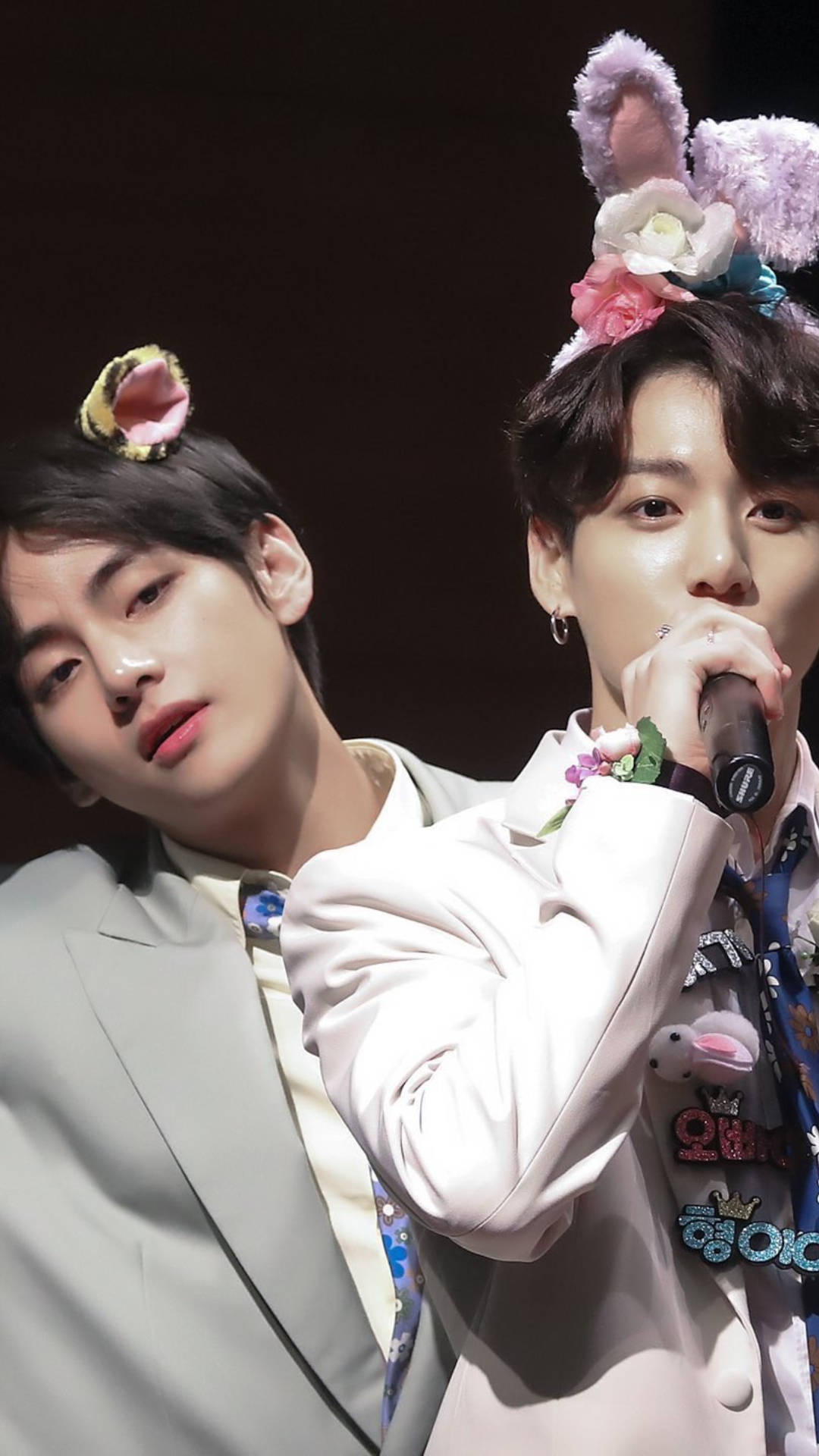 BTS V וג'ונגקוק סרטי ראש חמודים טפט