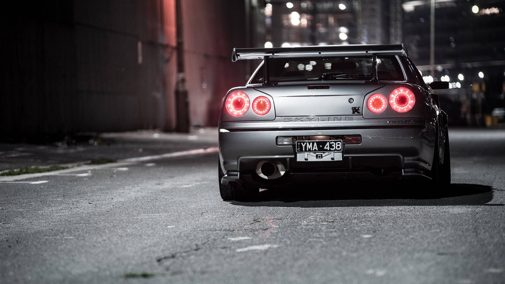 ניסאן סקייליין GTR R34 כסופה טפט