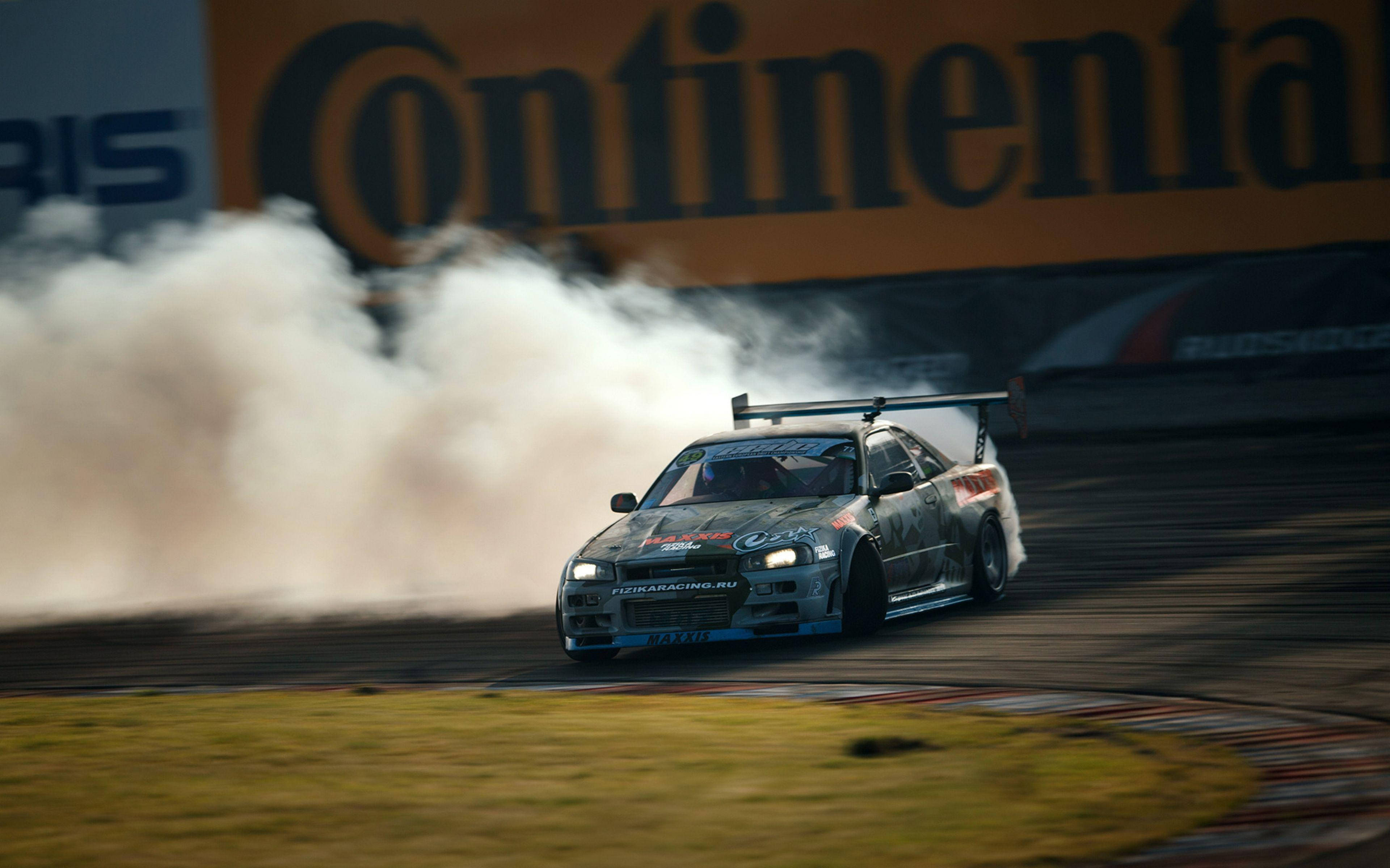 מכוניות דריפט ניסאן סקייליין GTR R34 טפט