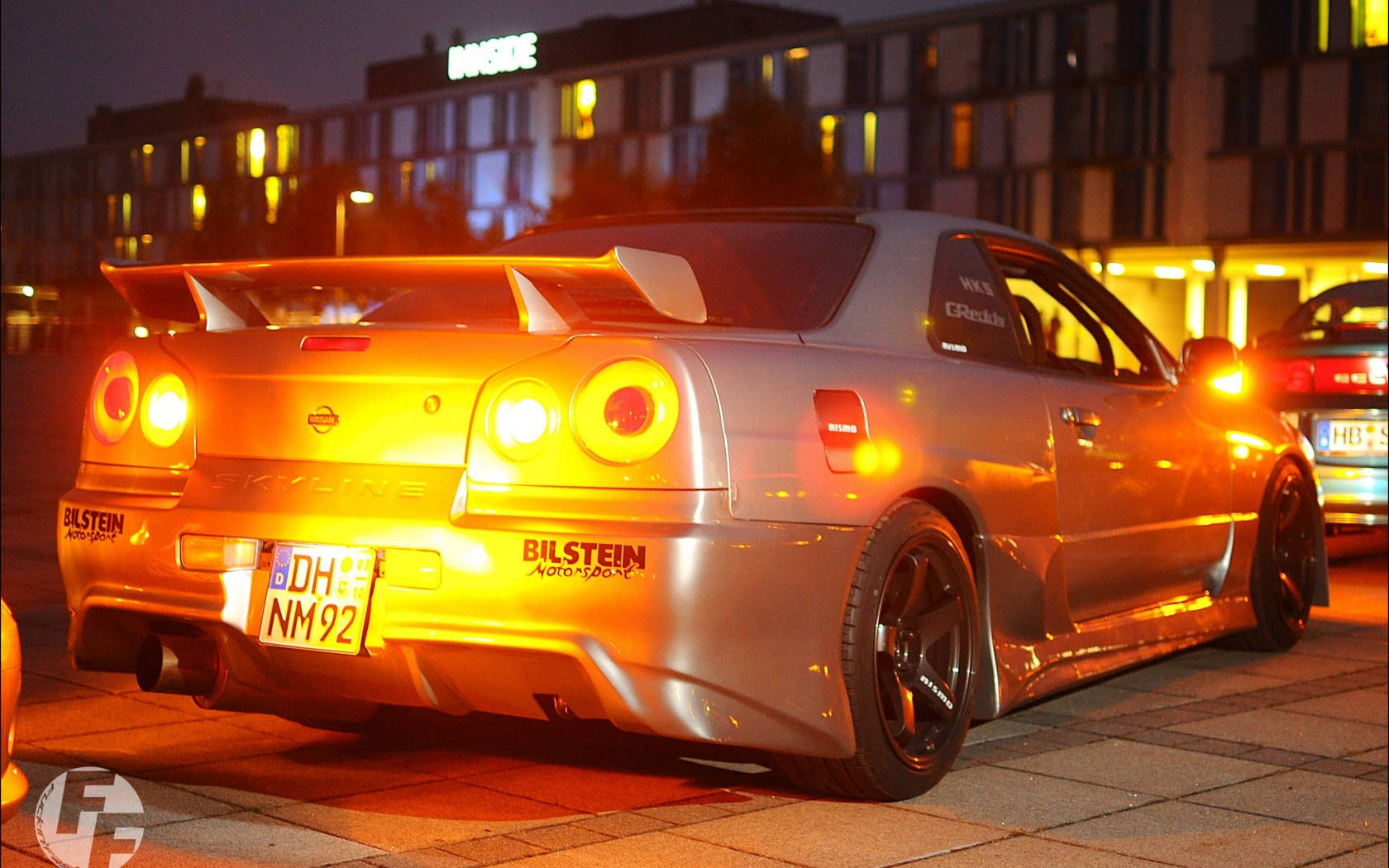ניסאן סקייליין GTR R34 מדהימה טפט