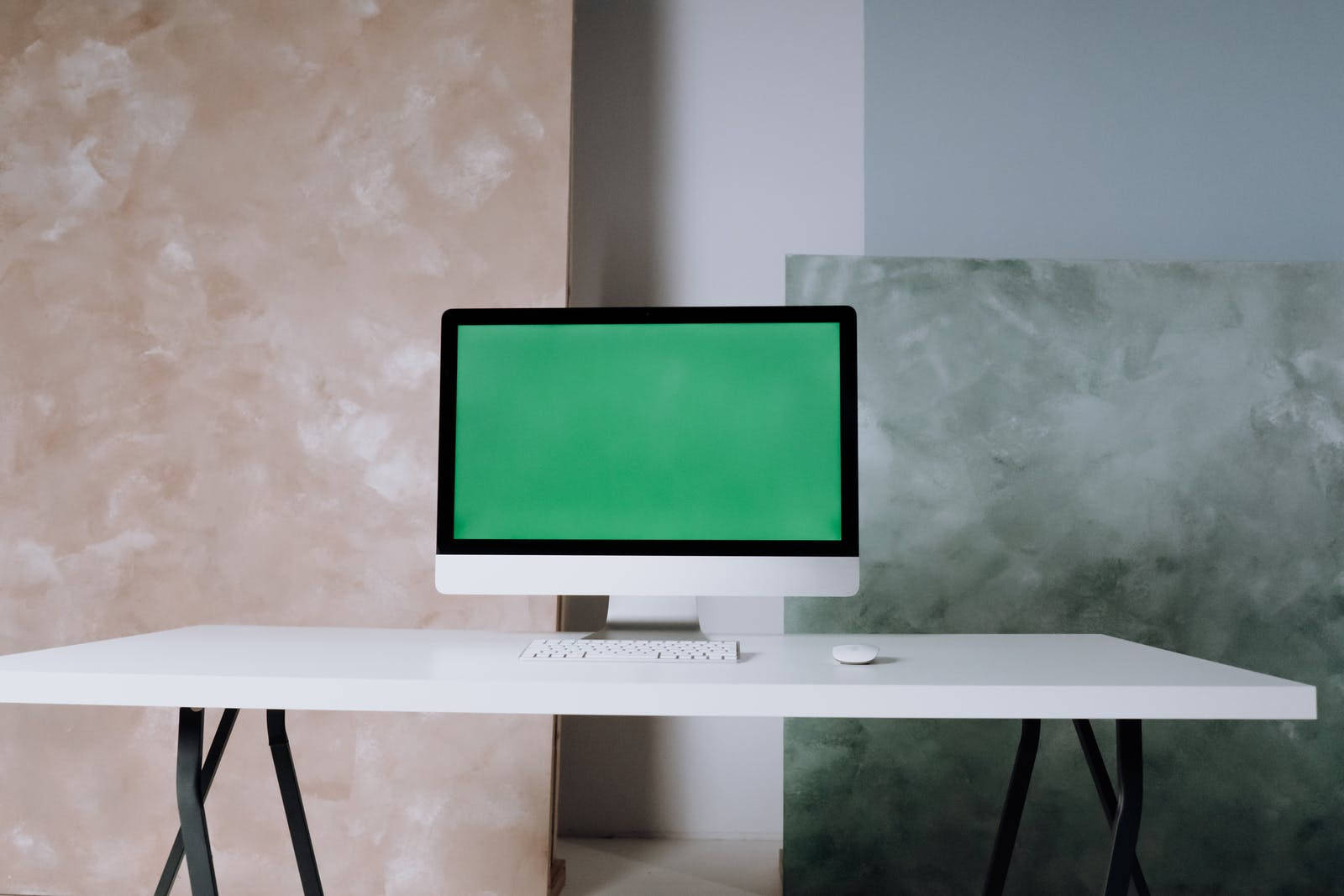 מסך ירוק iMac במשרד טפט