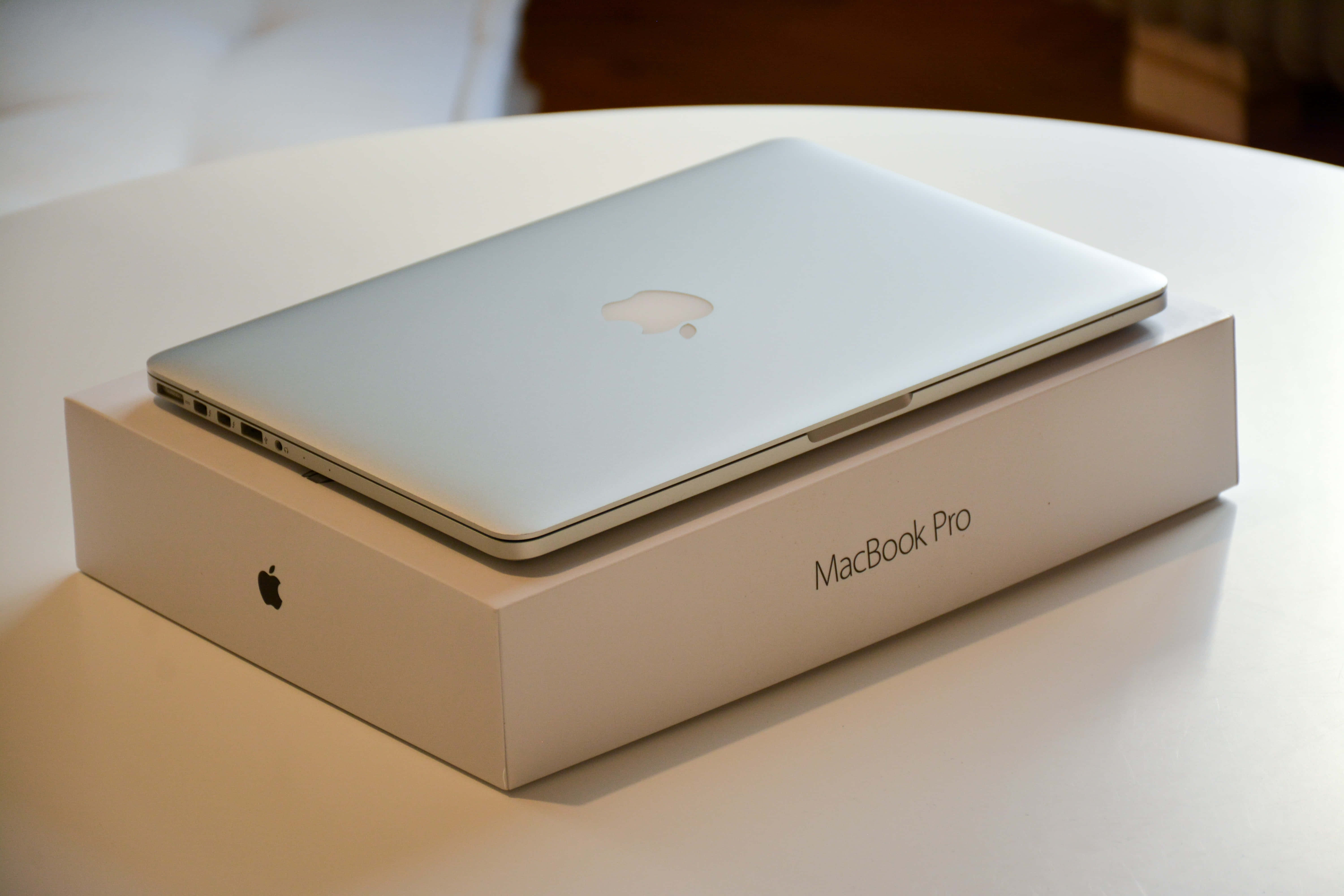 דק ומסוגנן, ה-Macbook האסתטי נראה מושלם לכל הצרכים הדיגיטליים שלך. טפט