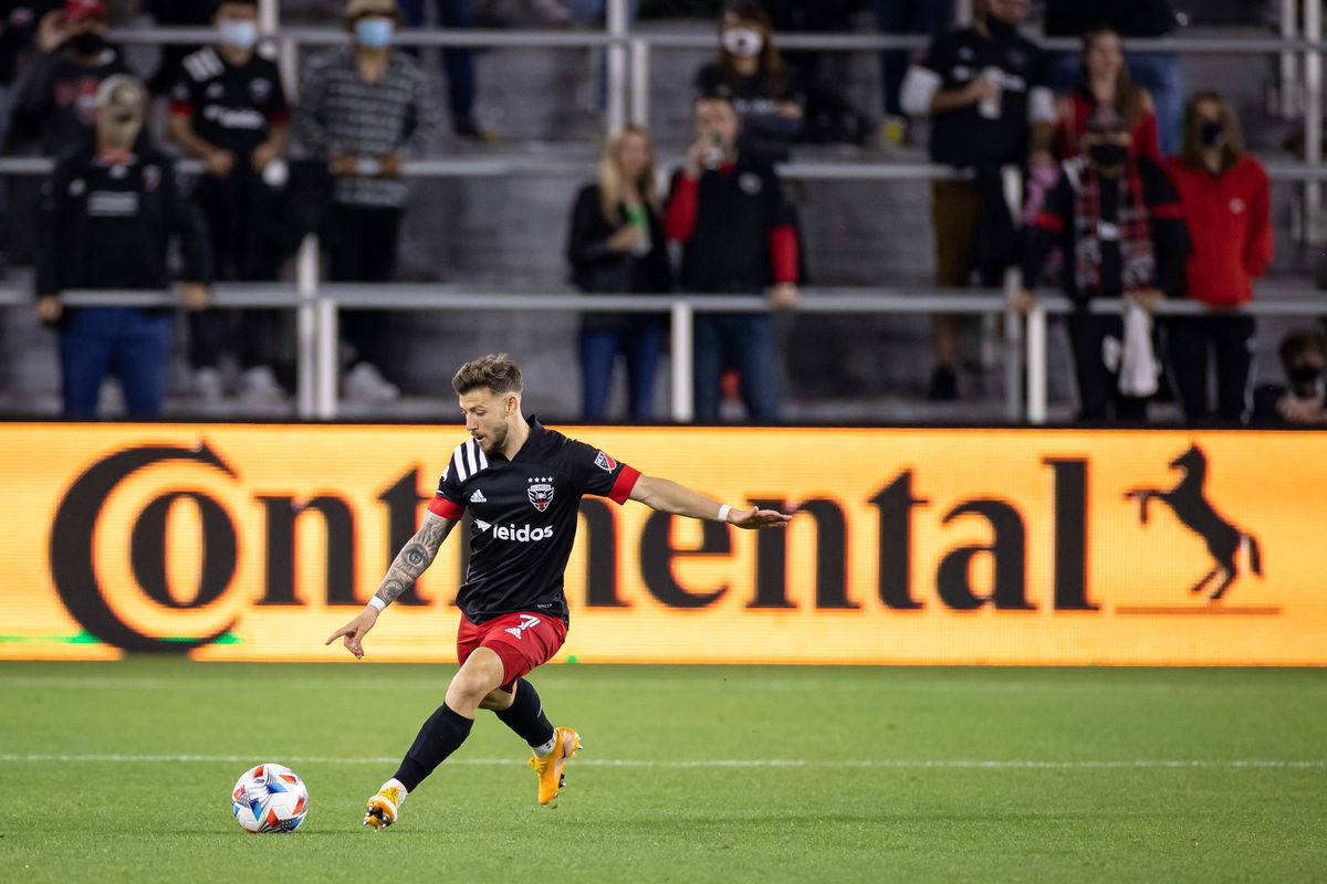 MLS DC United פול אריולה מגרש כדורגל טפט