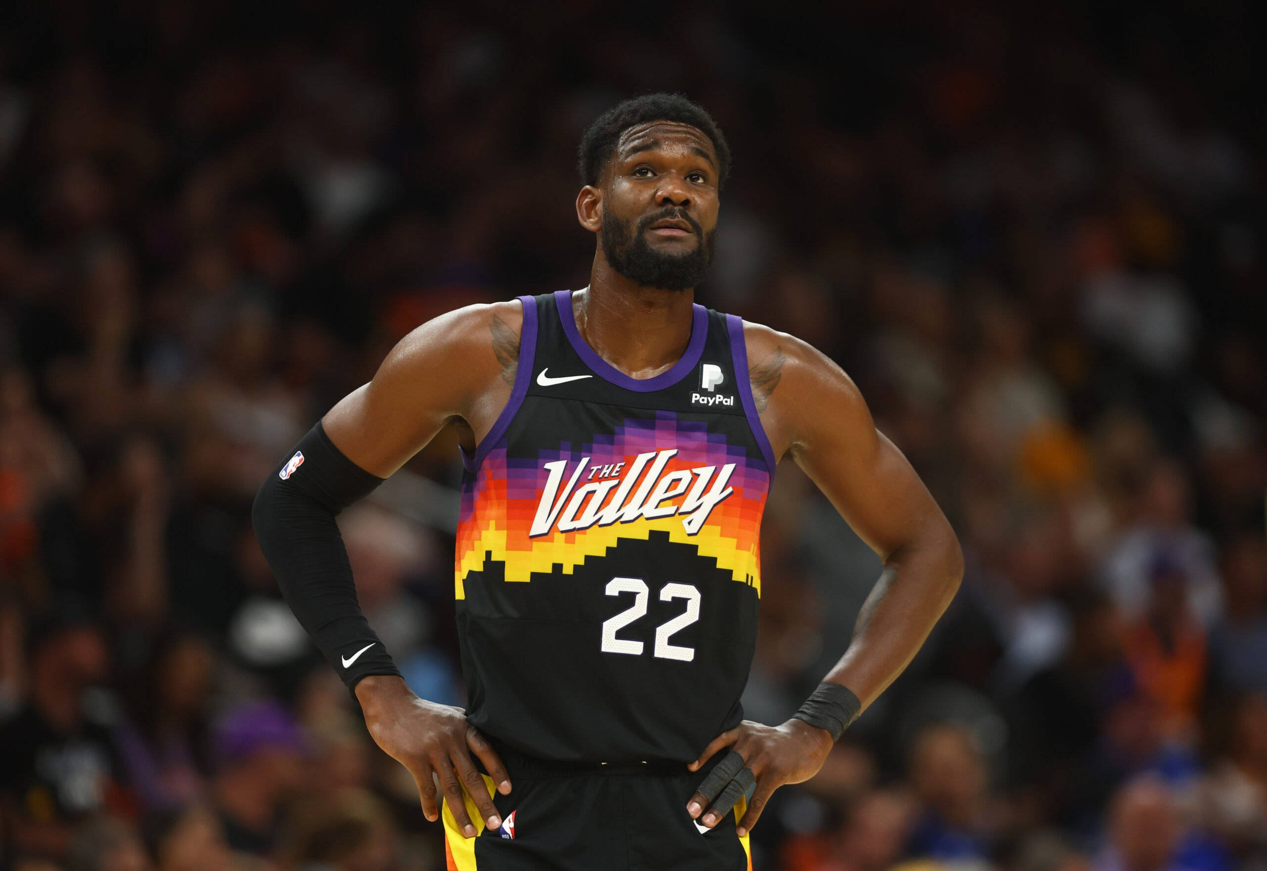 כוכב ה-NBA מספר 22 דיאנדרה אייטון פיניקס סאנס טפט