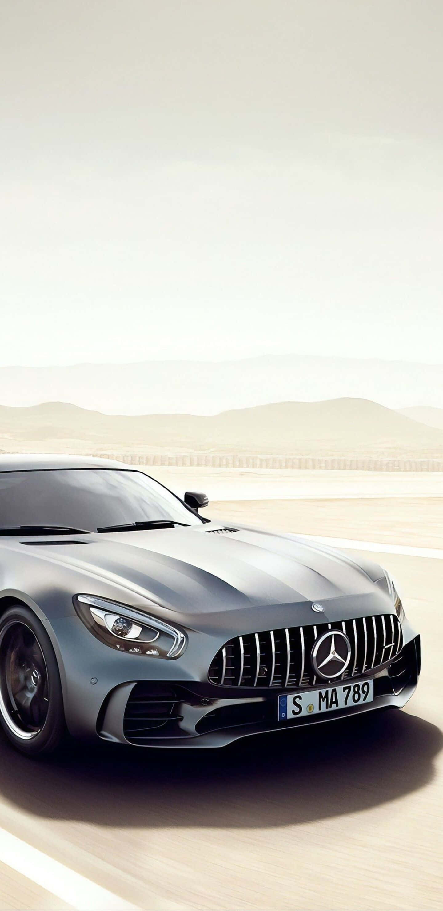 רקע כסף מרצדס בכביש מדברי Pixel 3XL AMG GT-R טפט