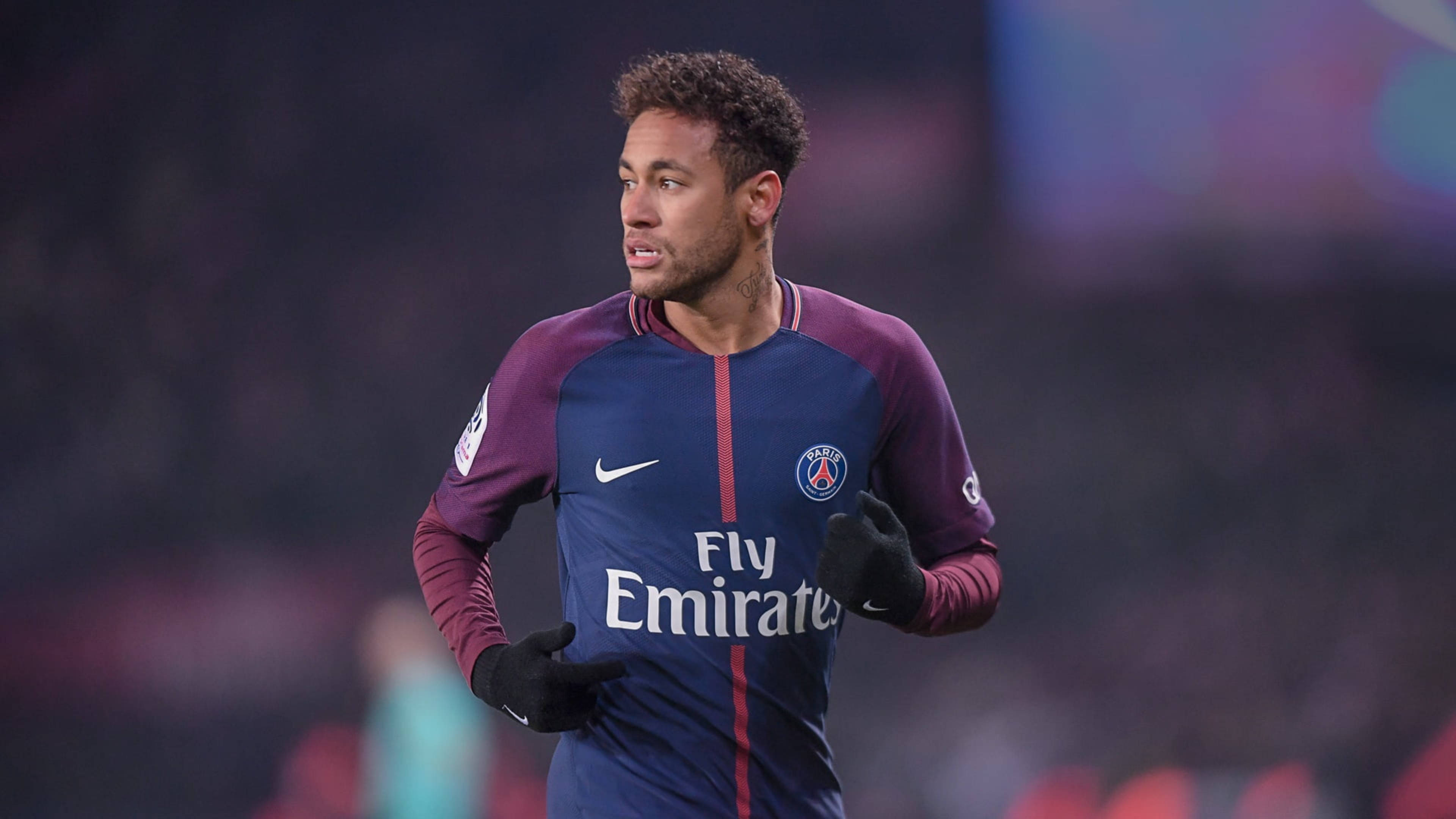 שחקן הכדורגל של PSG ניימאר 4K טפט