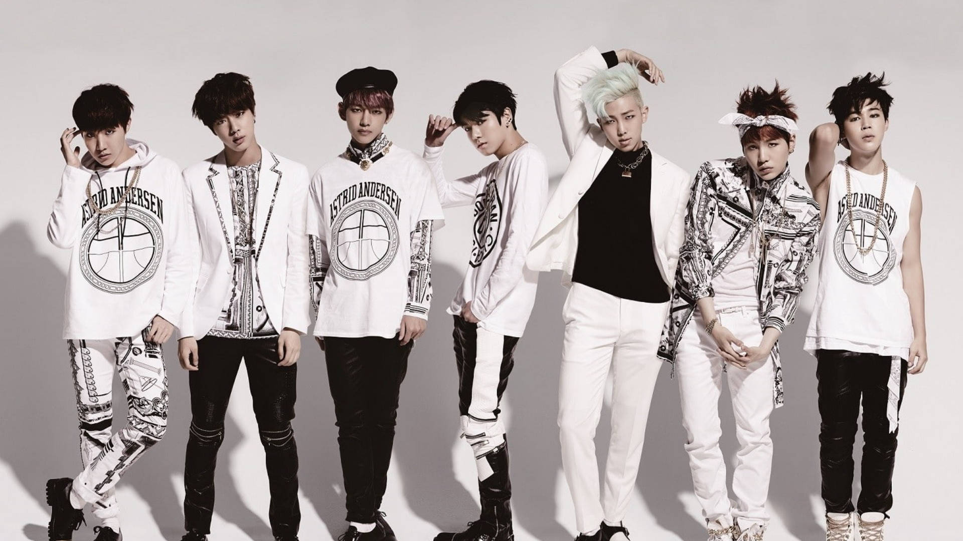 אלבום Wake Up BTS מגניב למחשב נייד טפט