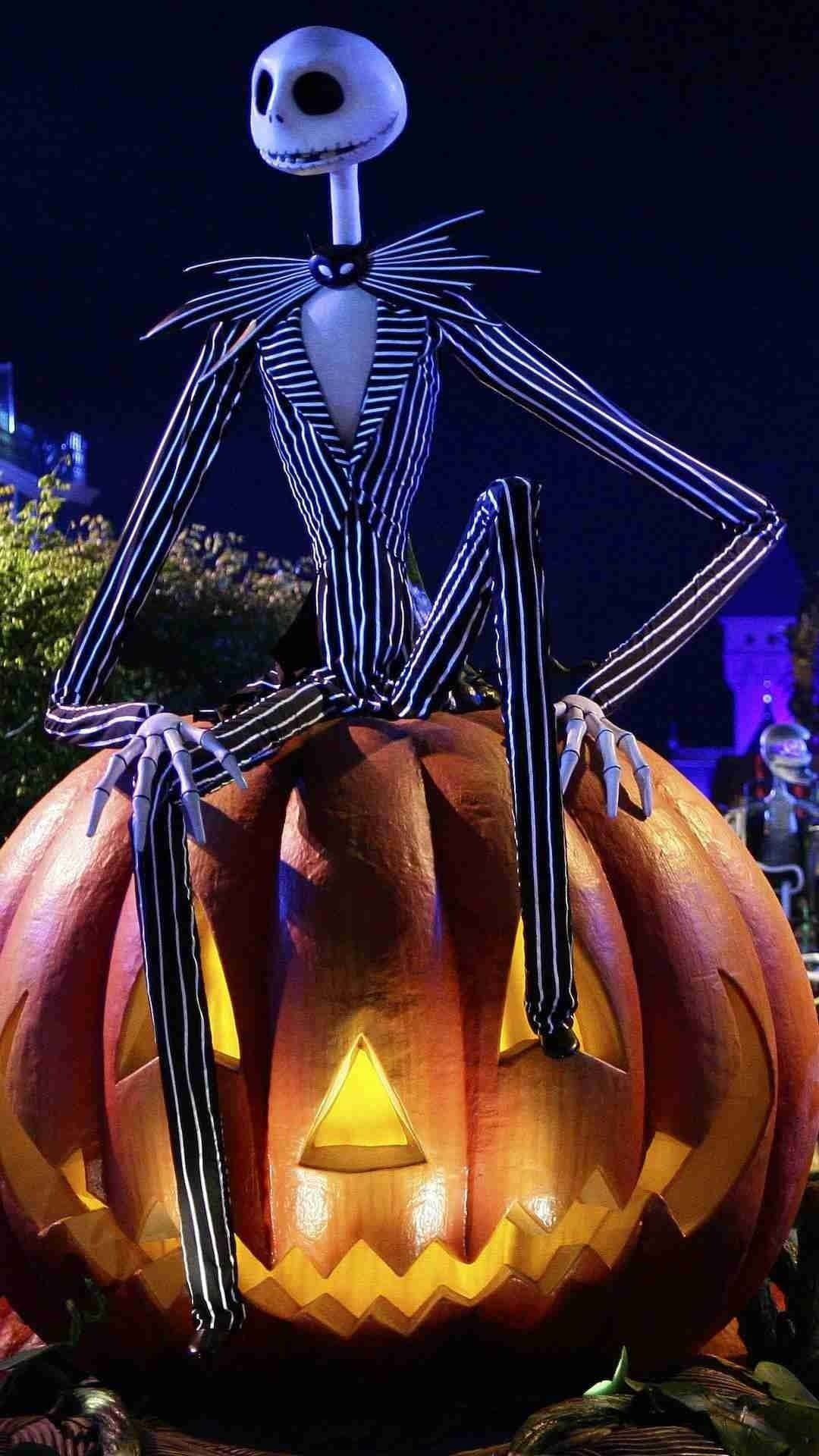 ג'ק סקלינגטון כאן כדי לחגוג את עיר הליל כלום טפט