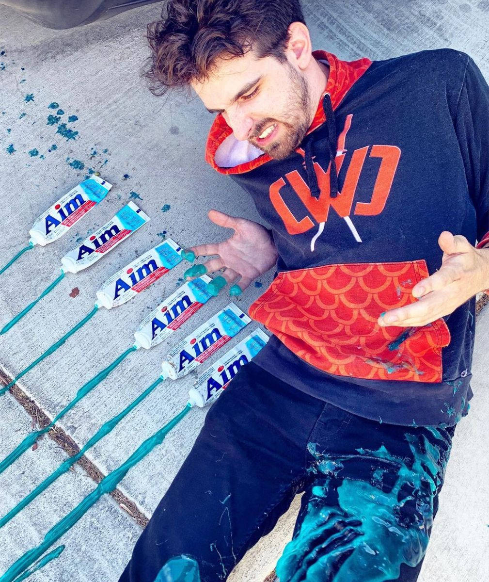 מרגל נינג'ה דניאל גיזמו מבולגן טפט