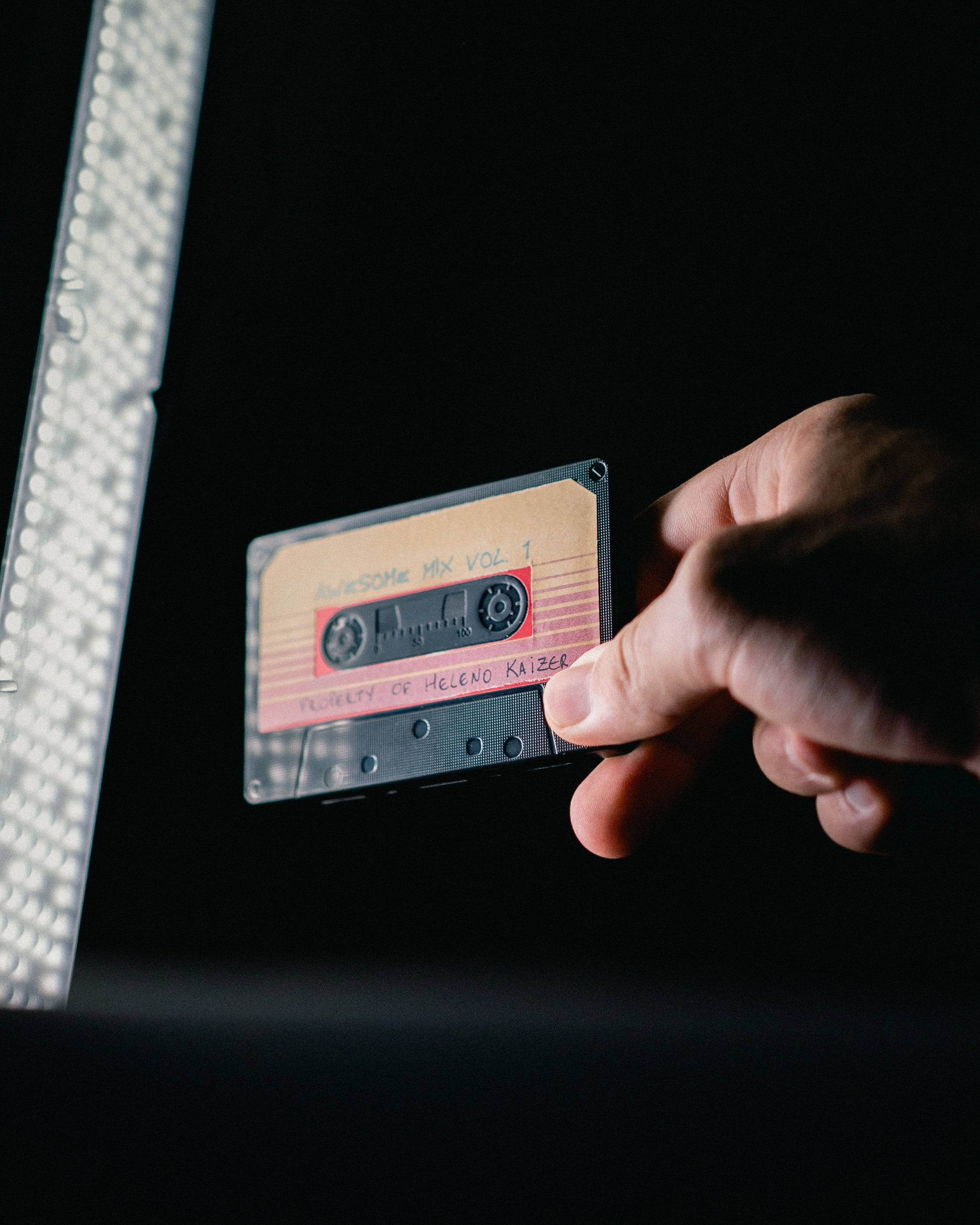 קלטת שחורה בסגנון רטרו טפט