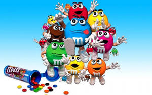 דמויות שוקולד צבעוניות של M&M's — חמוד לשולחן העבודה טפט