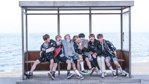 ספינג דיי טיזר קול BTS למחשב נייד